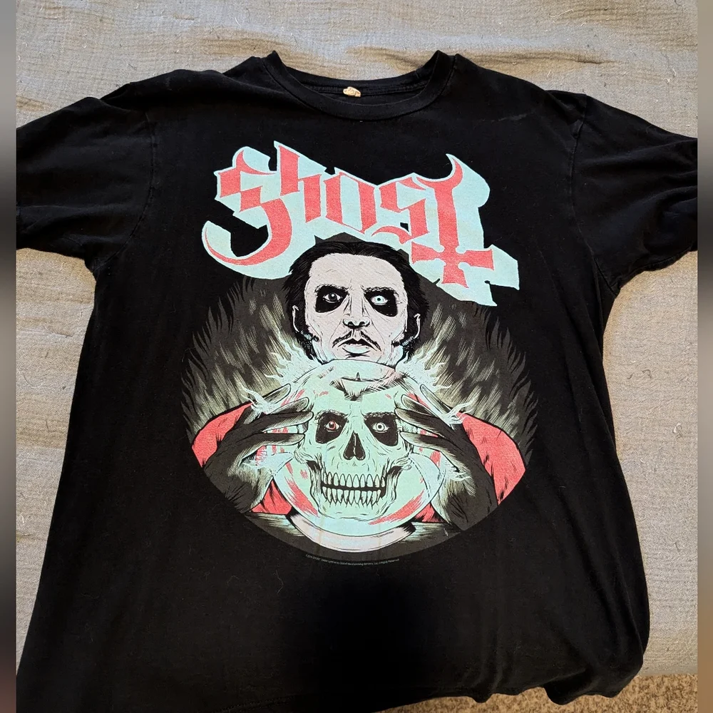 Ghost T-shirt - Picture 1 of 1